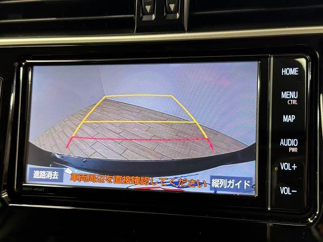 ランドクルーザープラドTX Lパッケージ マットブラックエディション 特別仕様車/サンルーフ/レーダークルーズコントロール/シートクーラー/シートヒーター/クリアランスソナー/パワーシート/ETC/純正ナビ/バックカメラ/LEDヘッドライト/純正18インチアルミホイール 内装他