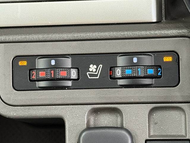トヨタ&nbsp;ランドクルーザープラドの画像6