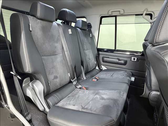 トヨタ ランドクルーザー70系の画像12