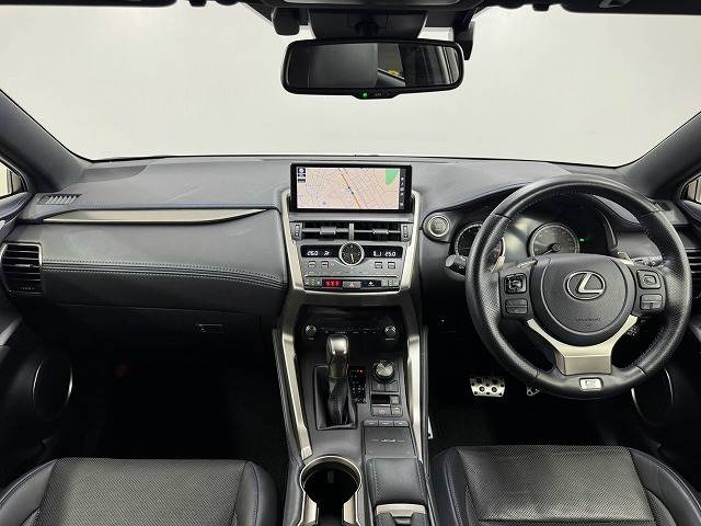 レクサスNX□NX300 特別仕様車 クール&ブライト 内装他