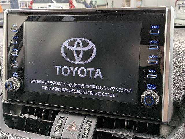 RAV4アドベンチャー オフロードパッケージ TRDフロントバンパー/ヒッチメンバー/パノラミックビューモニター/電動リヤゲート/デジタルインナーミラー/ブラインドスポットモニター/レーダークルーズコントロール/シートヒーター/シートクーラー 内装他