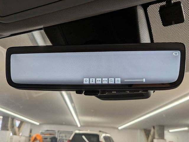 RAV4アドベンチャー オフロードパッケージ TRDフロントバンパー/ヒッチメンバー/パノラミックビューモニター/電動リヤゲート/デジタルインナーミラー/ブラインドスポットモニター/レーダークルーズコントロール/シートヒーター/シートクーラー 内装他