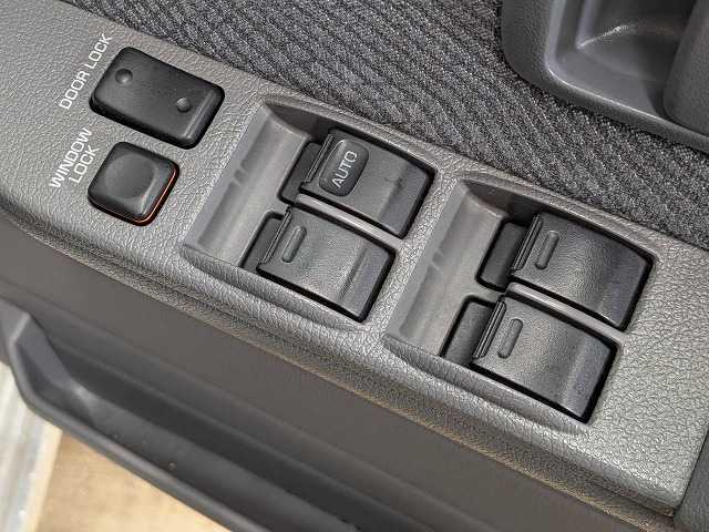 トヨタ ランドクルーザー70系の画像9