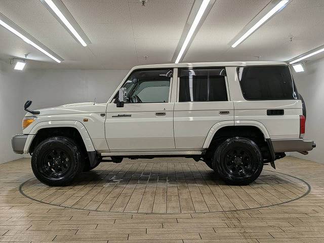 トヨタ ランドクルーザー70系の画像17