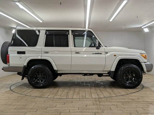 トヨタ ランドクルーザー70系の画像18