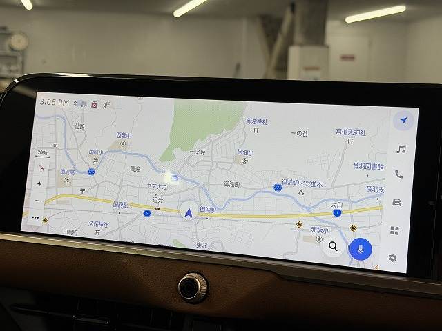 クラウンクロスオーバーＲＳアドバンスド　サンルーフ／ドライバーサポートパッケージ／デジタルインナーミラー／ブラインドスポットモニター／レーダークルーズコントロール／シートヒーター／シートクーラー／ワイヤレス充電／ブラックレザーシート／四眼 内装他