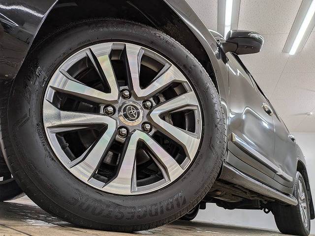トヨタ&nbsp;ランドクルーザー200系の画像19