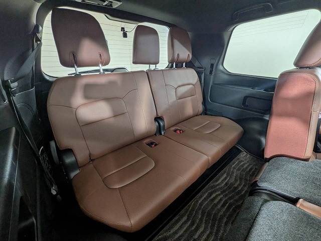 トヨタ ランドクルーザー200系の画像12