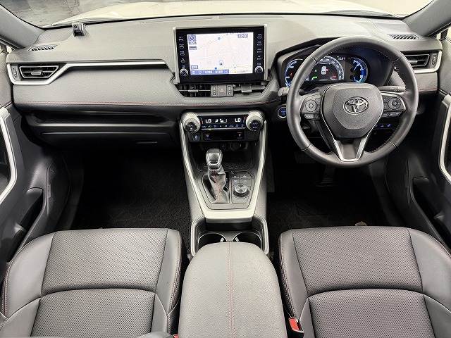 トヨタRAV4 PHVG Z モデリスタエアロ/純正9型ディスプレイオーディオ/全周囲カメラ/電動リヤゲート/ブラインドスポットモニター/レーダークルーズコントロール/シートヒーター/シートクーラー/パワーシート/シートメモリー 内装他