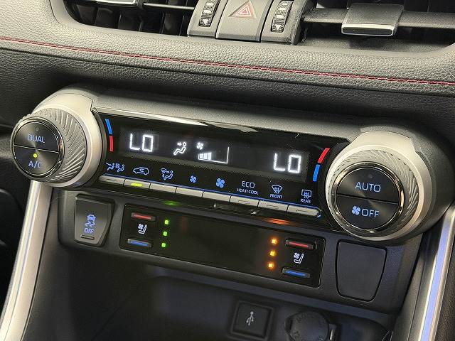トヨタ RAV4 PHVの画像8