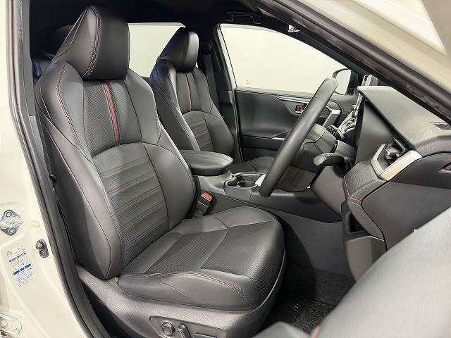 トヨタ RAV4 PHVの画像11