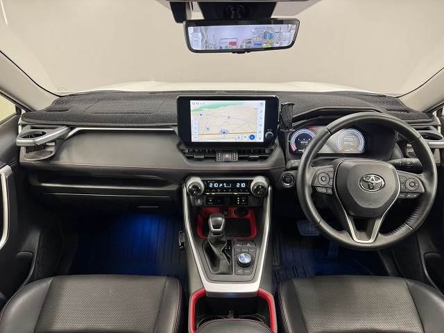 トヨタRAV4□Adventure “OFFROAD packageII” 内装他