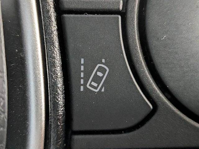 ハリアーS 純正ディスプレイオーディオ/AppleCarPlay/バックカメラ/レーダークルーズコントロール/レーンレーシングアシスト/プリクラッシュセーフティ/オートマチックハイビーム/オートエアコン/LED 内装他
