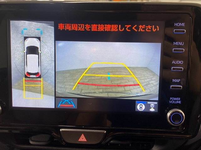 ヤリスクロスハイブリッドZ アドベンチャー ハンズフリーパワーバックドア/純正8インチディスプレイオーディオ/パノラミックビューモニター/アクセサリーコンセント/ブラインドスポットモニター/ヘッドアップディスプレイ/シートヒーター/パワーシート 内装他