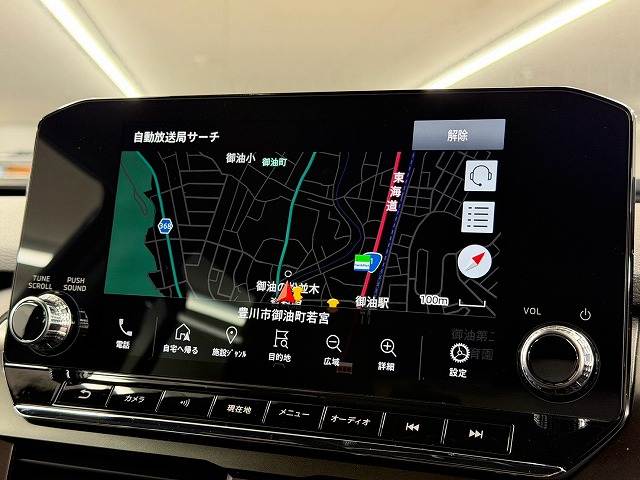 トライトンGSR ワンオーナー/シャッター式トノカバー/純正ナビ/全周囲カメラ/レーダークルーズコントロール/ブラインドスポットモニター/シートヒーター/ステアリングヒーター/車線逸脱警報システム/パワーシート 内装他