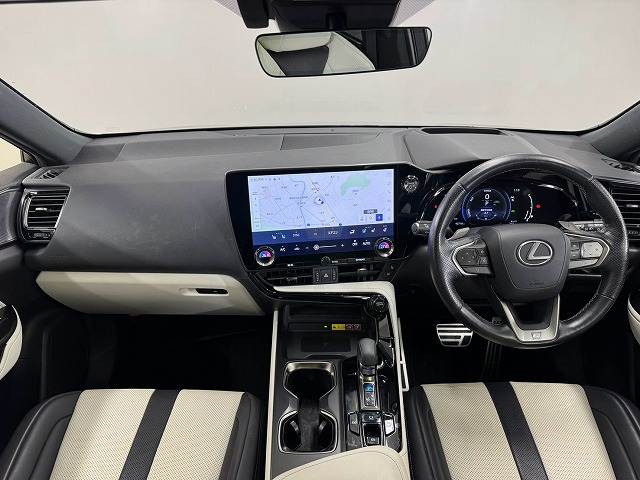 レクサスNXNX350h “F SPORT” 内装他