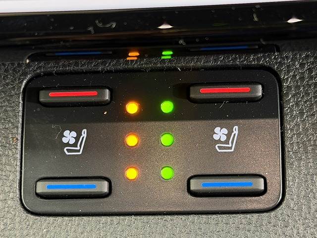 トヨタ カローラクロスの画像10