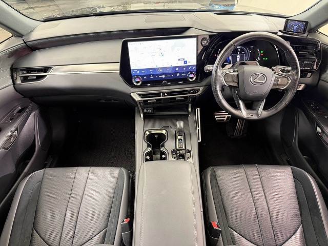 レクサスRXＲＸ５００ｈ　Ｆスポーツパフォーマンス　ワンオーナー／パノラマルーフ／純正２１インチアルミホイール／ＡｐｐｌｅＣａｒＰｌａｙ／デジタルインナーミラー／ブラインドスポットモニター／レーダークルーズコントロール／シートヒーター／シートクーラー 内装他