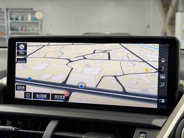 NXＮＸ３００ｈ　スパイス＆シック　特別仕様車／ムーンルーフ／パノラミックビューモニター／ＡｐｐｌｅＣａｒＰｌａｙ／レーダークルーズコントロール／シートクーラー／シートヒーター／ブラインドスポットモニター／電動リヤゲートＬｔｅｘシート 内装他