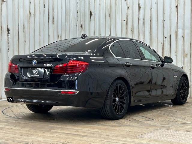 BMW 5Series Sedanの画像16
