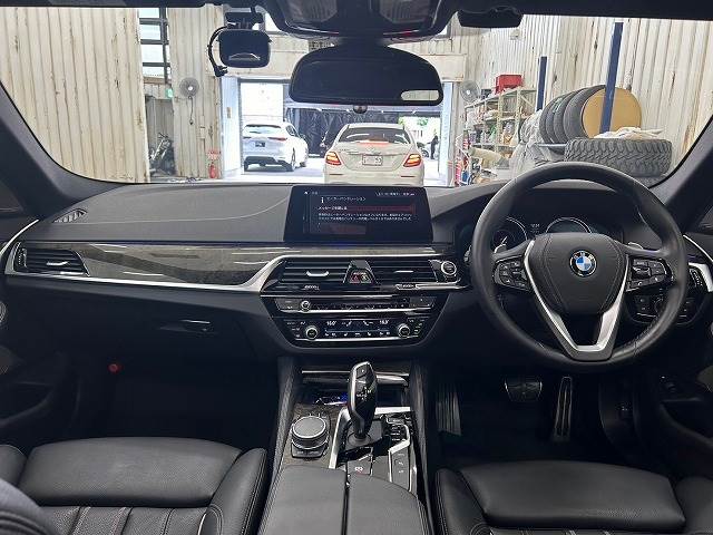 BMW5Series Sedan530e iPerformance M Sport 内装他