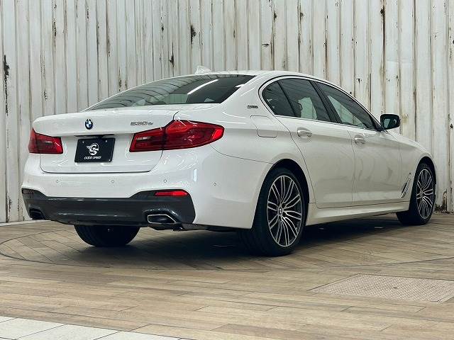 BMW 5Series Sedanの画像16