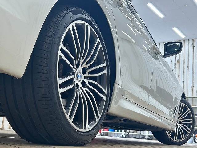 BMW 5Series Sedanの画像19