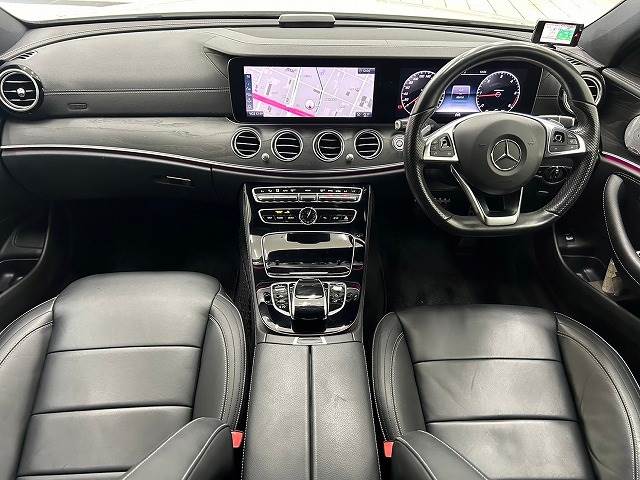 E-CLASS StationwagonE 220 d アバンギャルド スポーツ 内装他