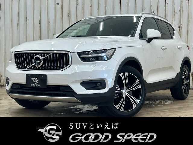 ボルボ XC40 B4 AWD Inscription