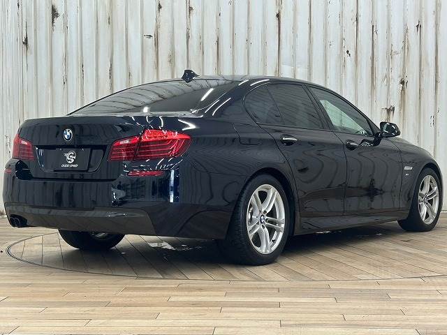 BMW 5Series Sedanの画像16