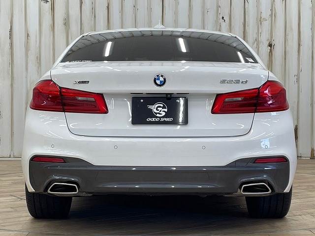 BMW 5Series Sedanの画像13