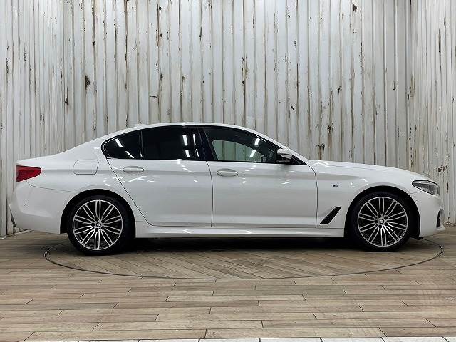 BMW 5Series Sedanの画像14