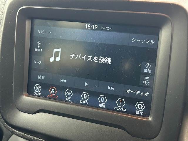 クライスラー JEEP Renegadeの画像3