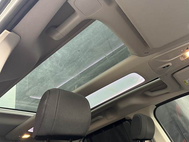 BERLINGOSHINE XTR PACK RHD 内装他