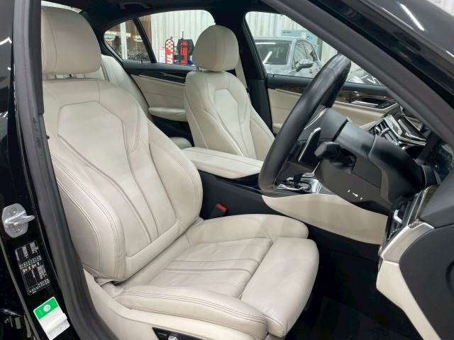 BMW 5Series Sedanの画像9