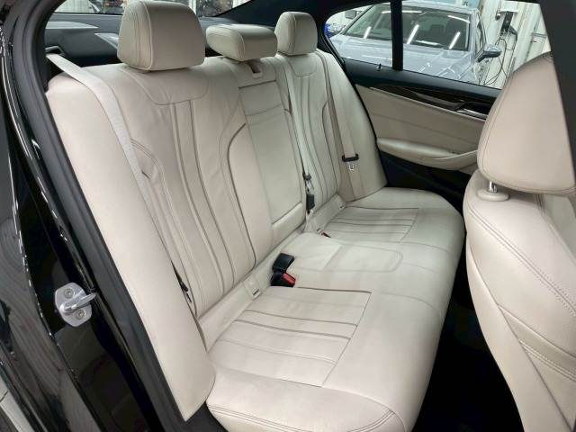 BMW 5Series Sedanの画像10