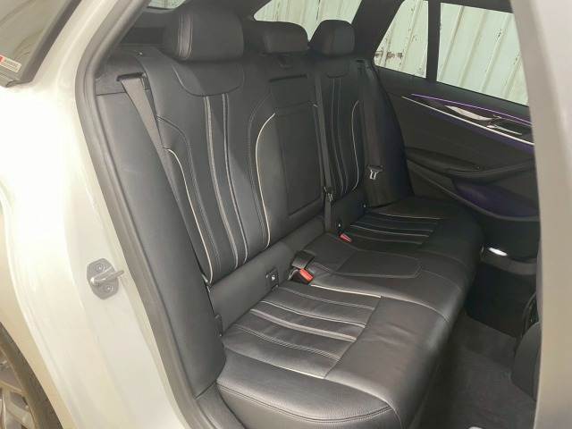 BMW 5Series Touringの画像10