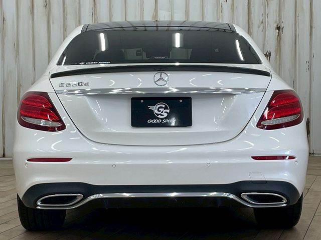 メルセデス・ベンツ E-CLASS Sedanの画像13