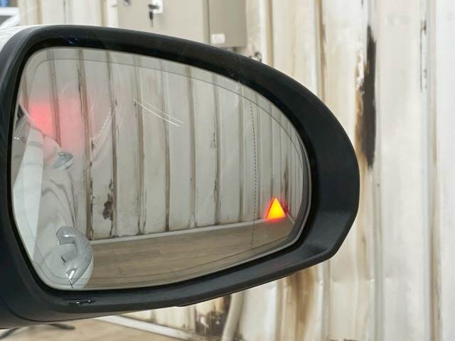 C-CLASS SedanC 220 d アバンギャルドAMGライン(ISG搭載モデル) 内装他