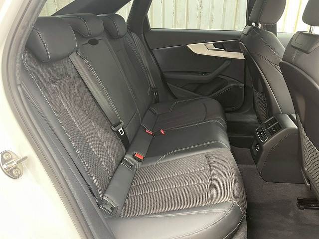 アウディ A4の画像10