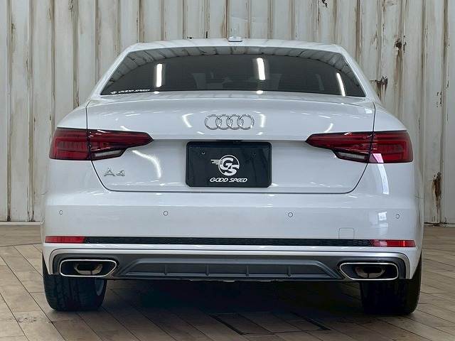 アウディ A4の画像13