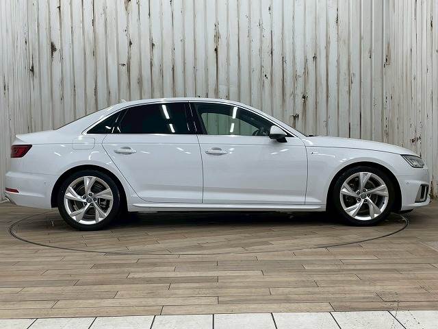 アウディ A4の画像15