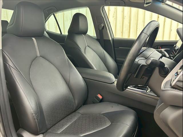 カムリWS“レザーパッケージ” 内装他