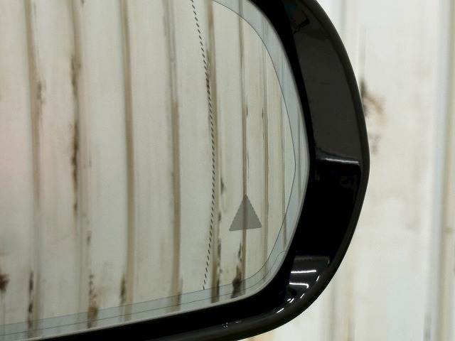 メルセデス・ベンツ E-CLASS Sedanの画像8