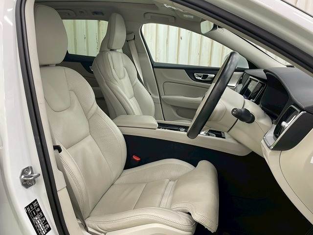 ボルボ V60の画像9