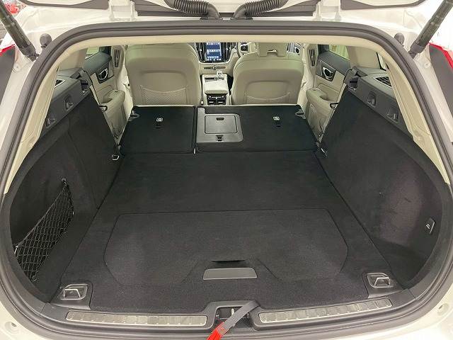 ボルボ V60の画像11