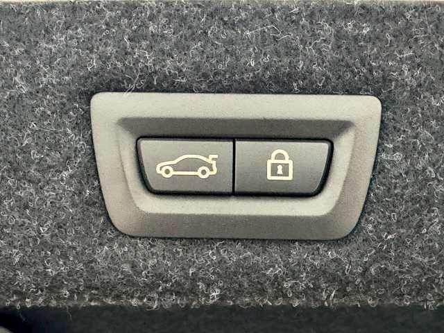 BMW 5Series Sedanの画像8