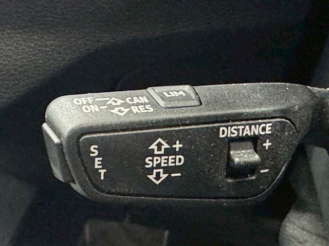 Q21.4 TFSI cylinder on demand sport 内装他