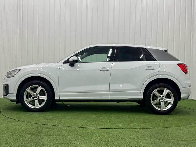 アウディ Q2の画像14