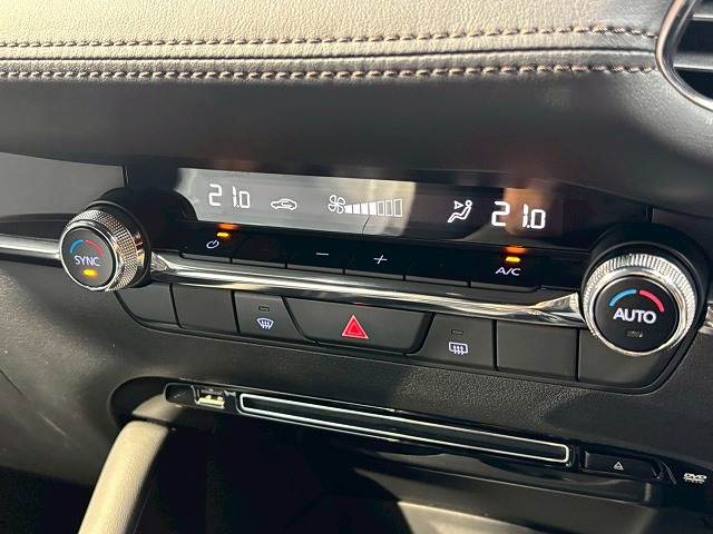 マツダ MAZDA3 FASTBACKの画像12